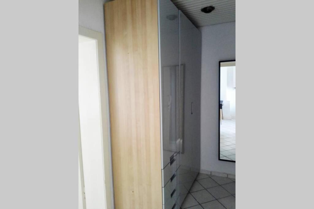 דיסלדורף Beautiful Cozy 1-Room Apartment, Near Rhine מראה חיצוני תמונה