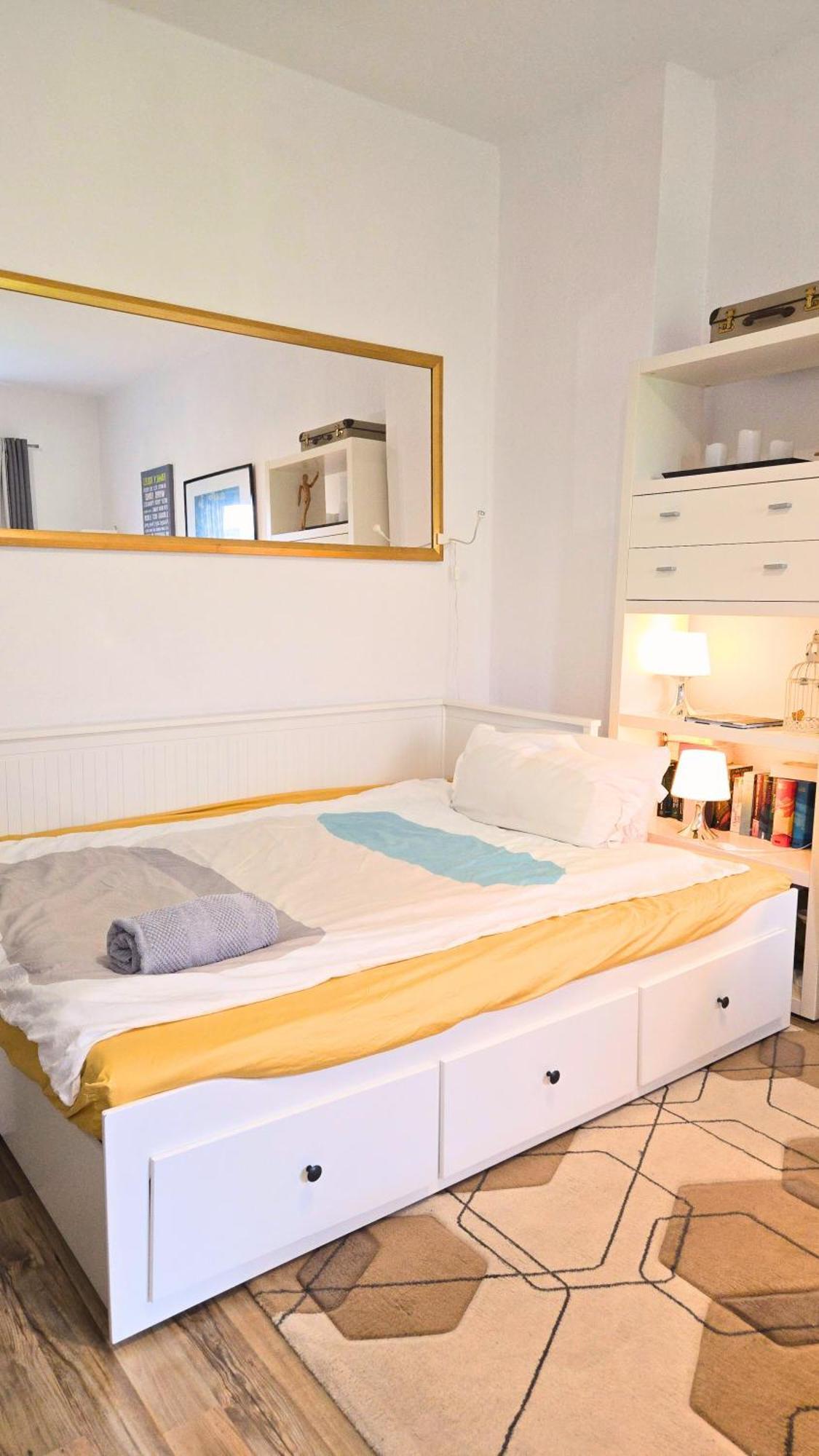 דיסלדורף Beautiful Cozy 1-Room Apartment, Near Rhine מראה חיצוני תמונה